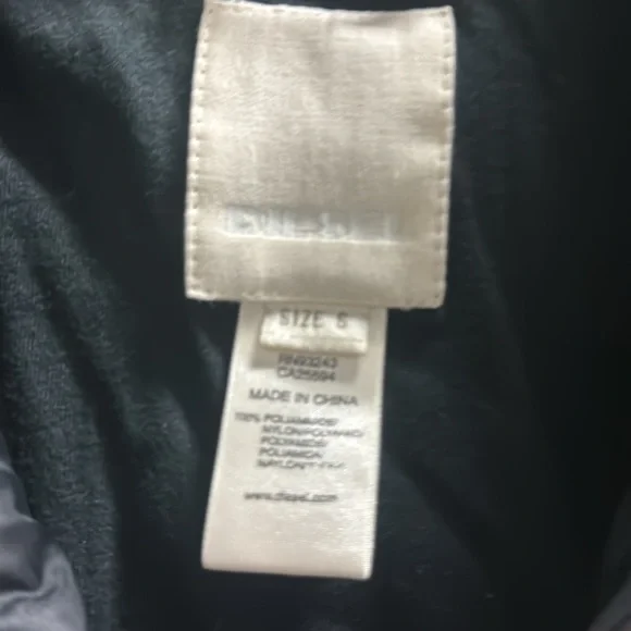 Vintage diesel puffer vest size small like new condition, multicolor. - Picture 3 of 5